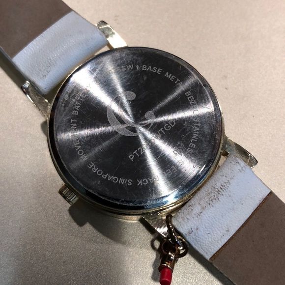 C lip Watch white strap n charm lipstick 💄 - Picture 8 of 8